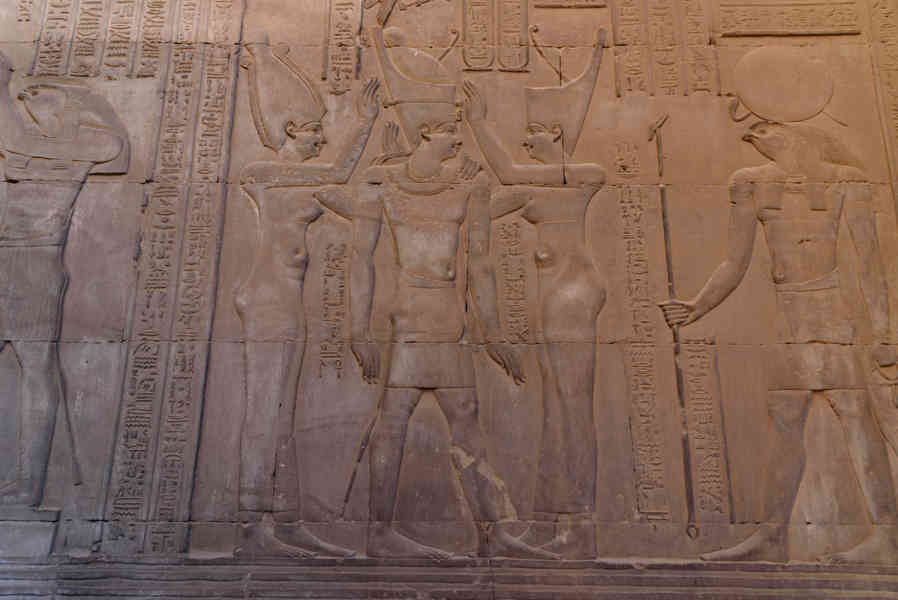 Egipto 304 - Templo de Kom Ombo.jpg